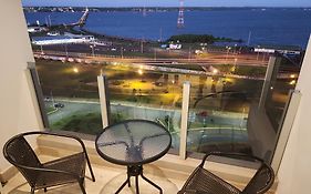 Costanera Vista Edificio Alarif Trench
